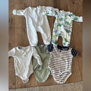 Misc newborn and 0-3 months outfits